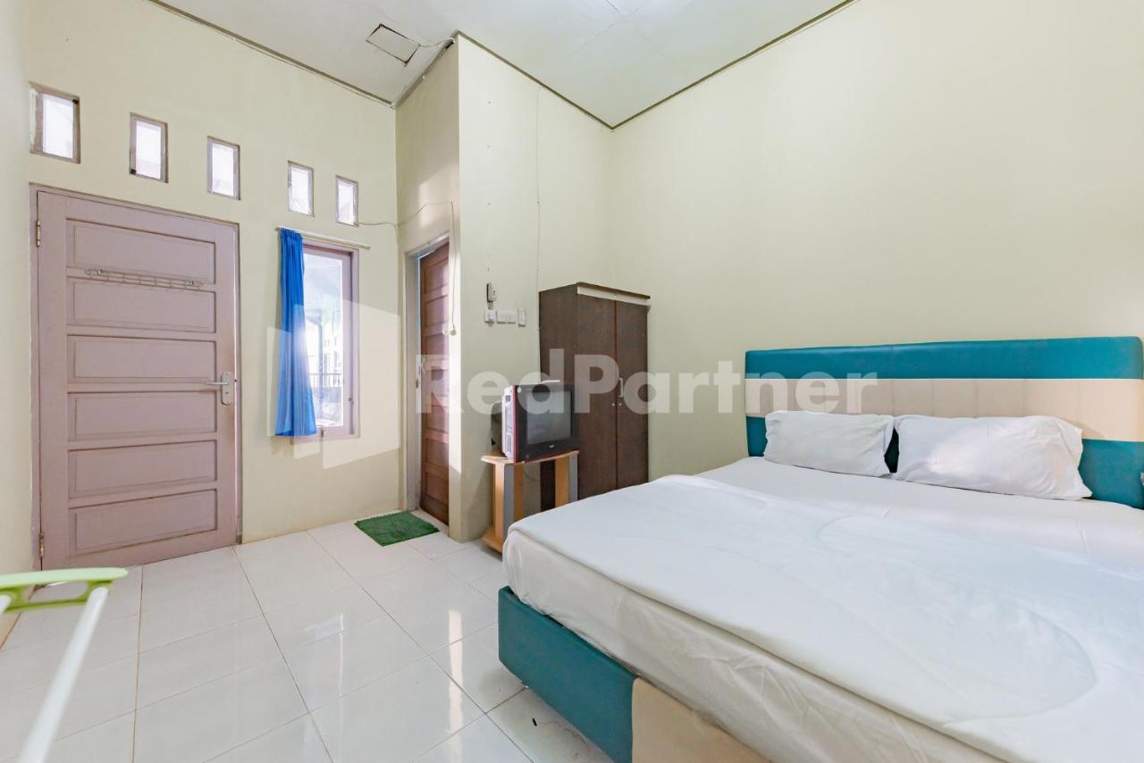 Ana Guest House Syariah Mitra Reddoorz Banjarbaru Екстер'єр фото